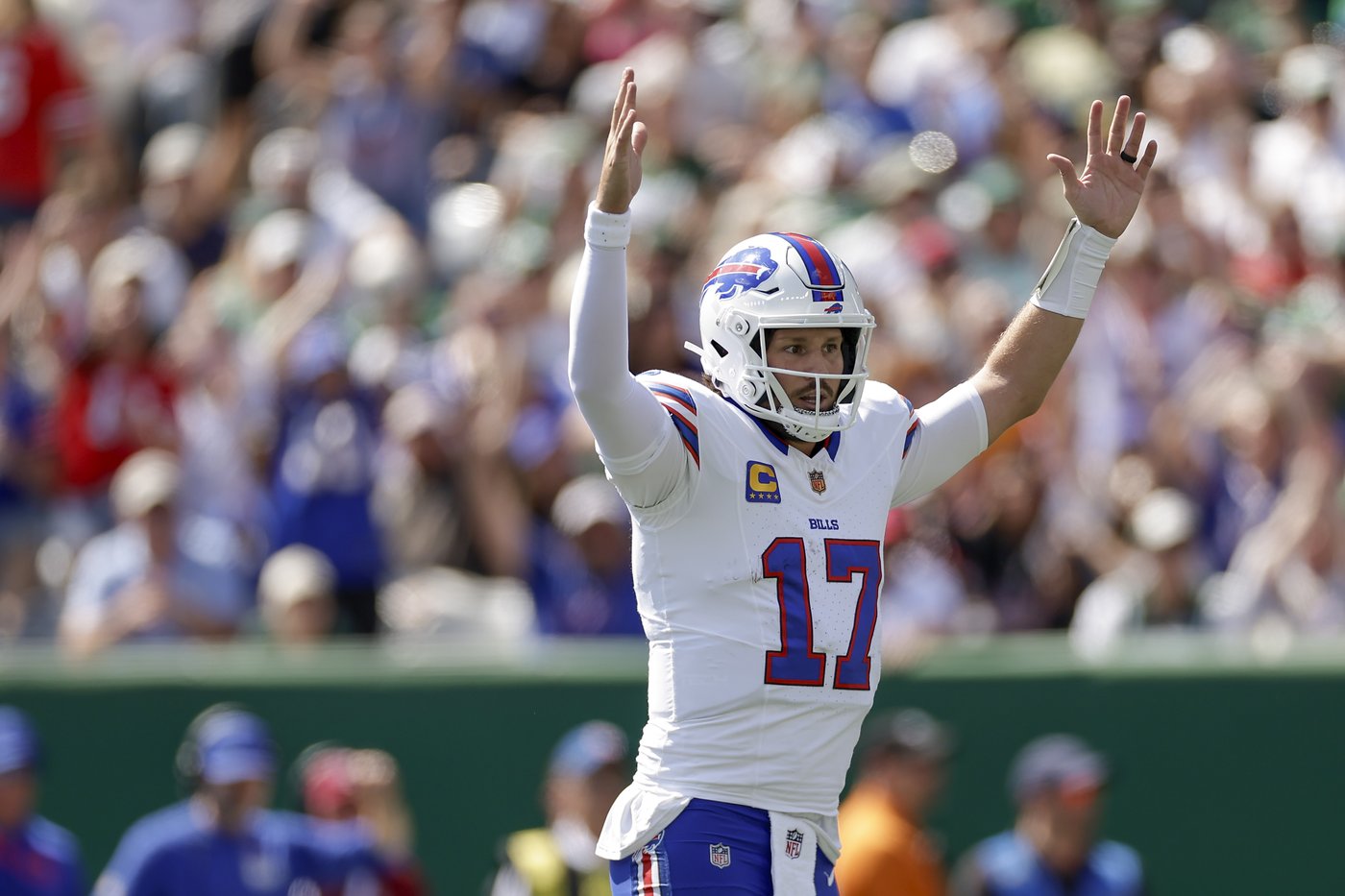 Dolphins travel to Buffalo, where they've lost nine straight and not beaten the Bills since 2016 | iNFOnews.ca Dolphins travel to Buffalo, where they've lost nine straight and not beaten the Bills since 2016 | iNFOnews.ca