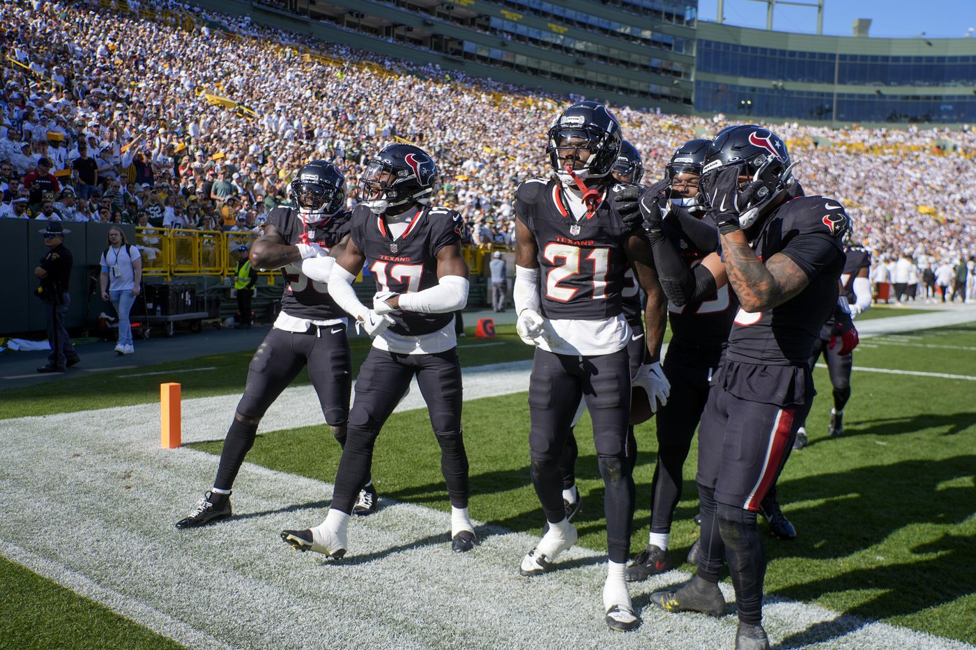 Passing problems cause Texans to waste an impressive performance from their injury-riddled defense | iNFOnews.ca Passing problems cause Texans to waste an impressive performance from their injury-riddled defense | iNFOnews.ca