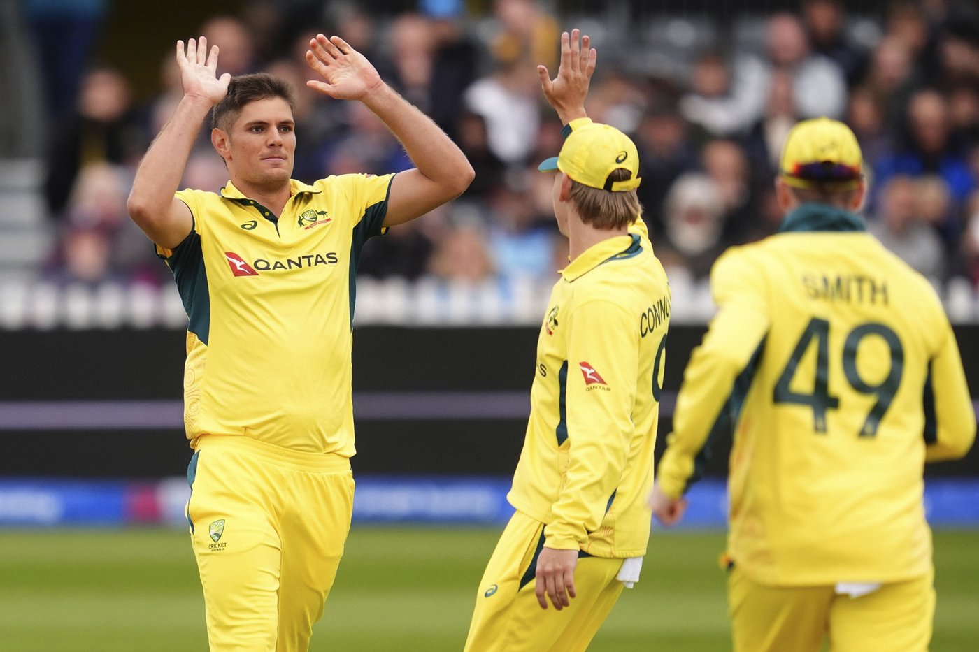 Australia clinches one-day cricket series 3-2 after rain arrives too late for England | iNFOnews.ca