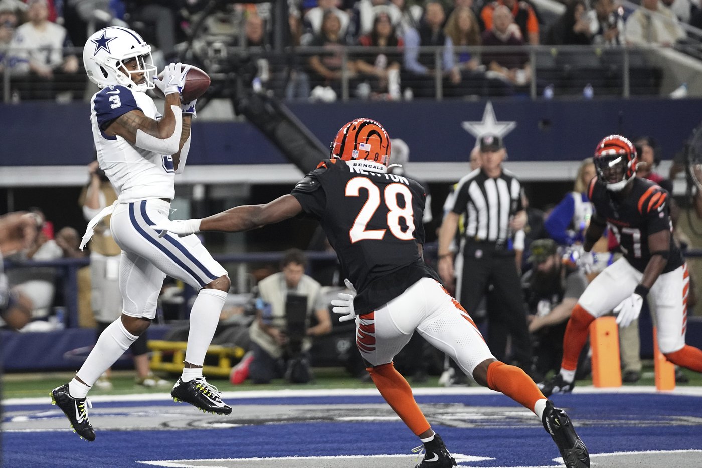 Burrow, Chase lift Bengals after botched blocked punt by Cowboys in 27-20 Cincinnati victory | iNFOnews.ca Burrow, Chase lift Bengals after botched blocked punt by Cowboys in 27-20 Cincinnati victory | iNFOnews.ca