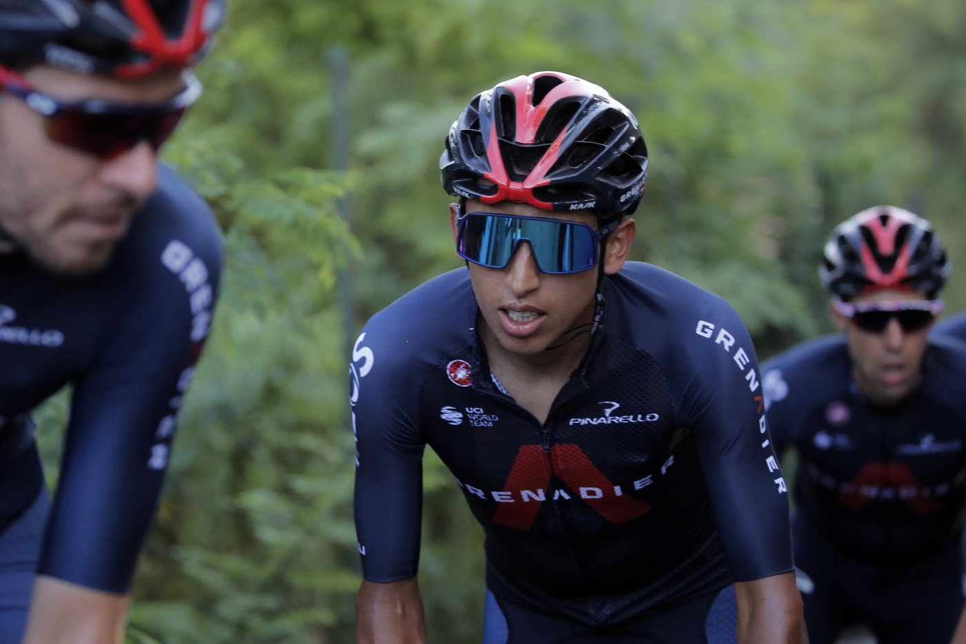 Former Tour de France champion Egan Bernal breaks collarbone at race in Spain | iNFOnews.ca Former Tour de France champion Egan Bernal breaks collarbone at race in Spain | iNFOnews.ca