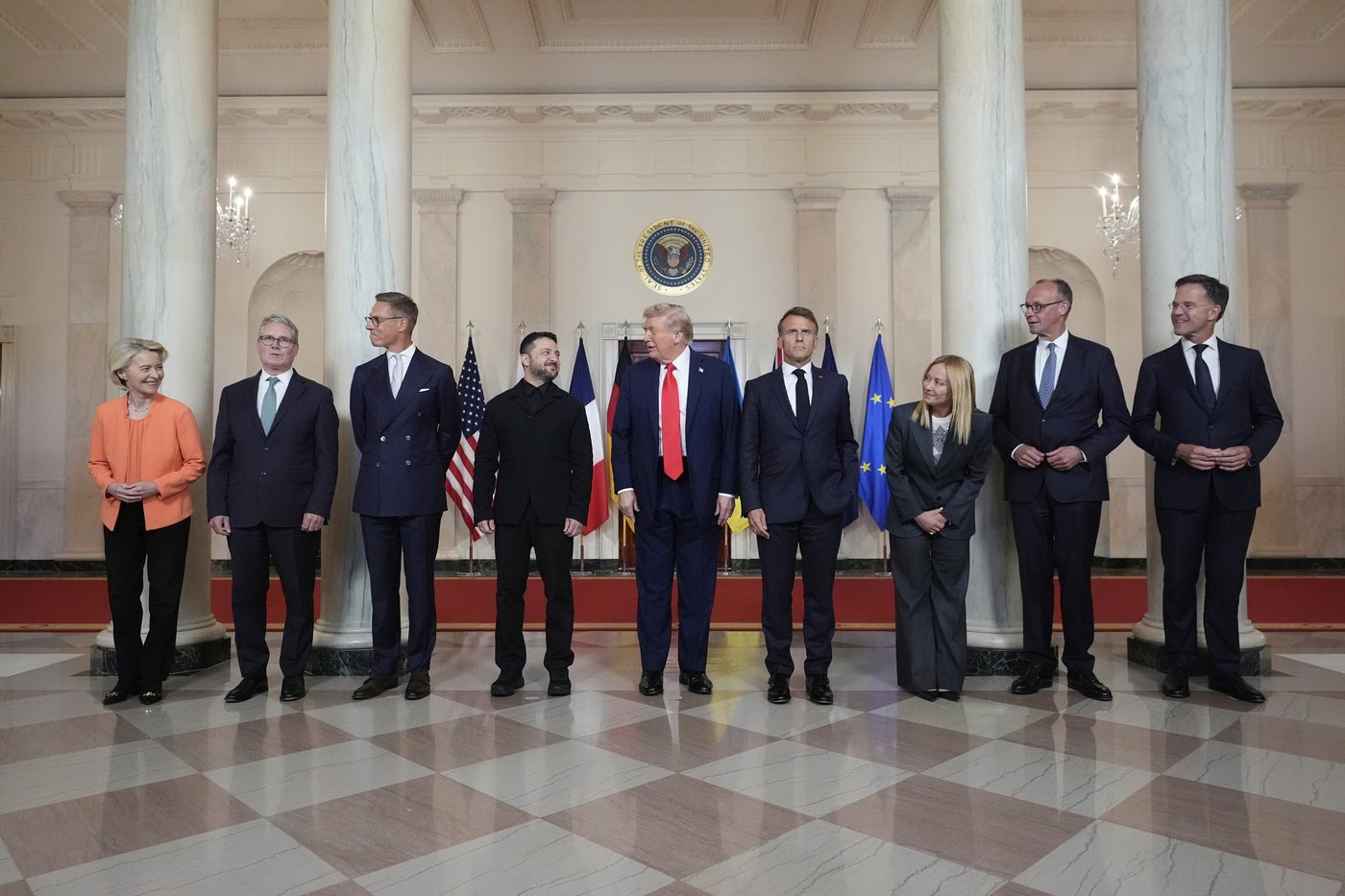 Photos: What Zelenskyy and European leaders' visit with Trump at the White House looked like | iNFOnews.ca