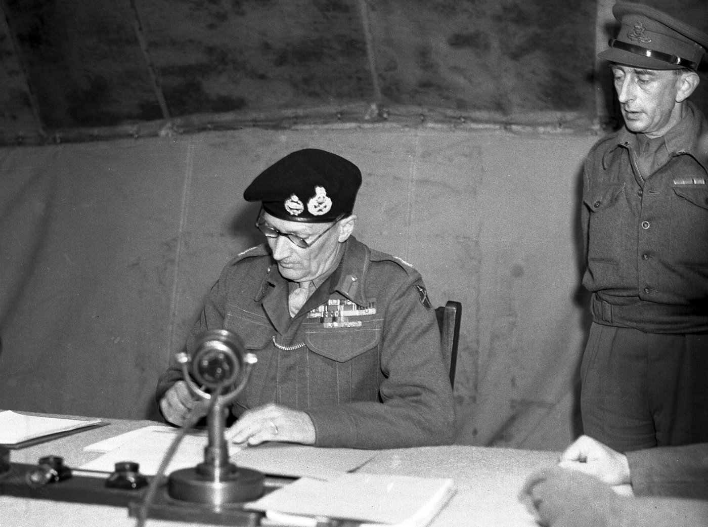 The road to V-E Day, from the assault on Berlin to bonfires and dancing in the capitals of Europe | iNFOnews.ca The road to V-E Day, from the assault on Berlin to bonfires and dancing in the capitals of Europe | iNFOnews.ca