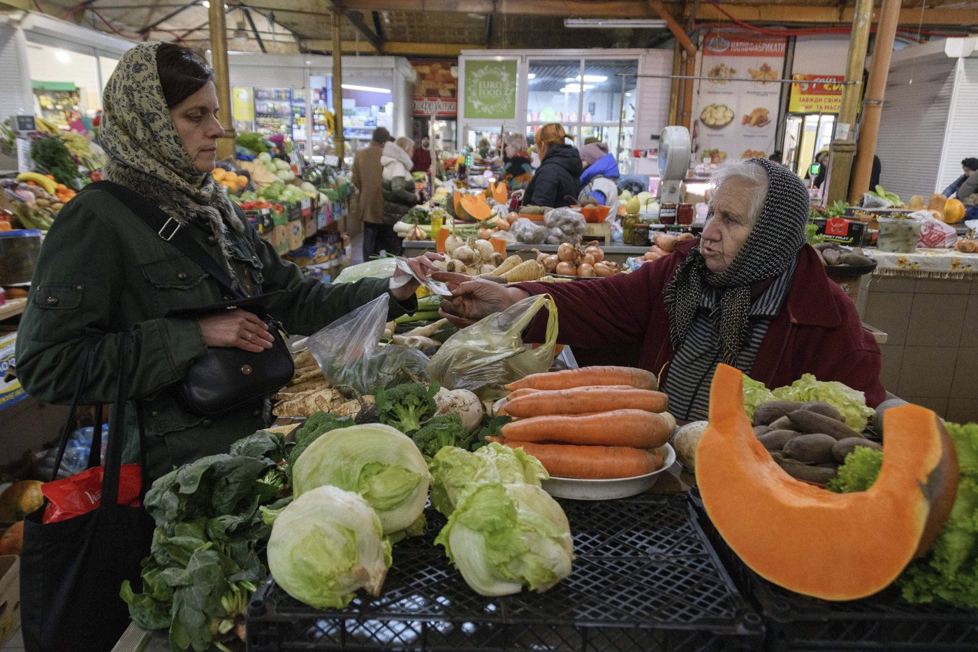 1,000 days of war in Ukraine, distilled in a single 24-hour span of violence and resilience | iNFOnews.ca 1,000 days of war in Ukraine, distilled in a single 24-hour span of violence and resilience | iNFOnews.ca