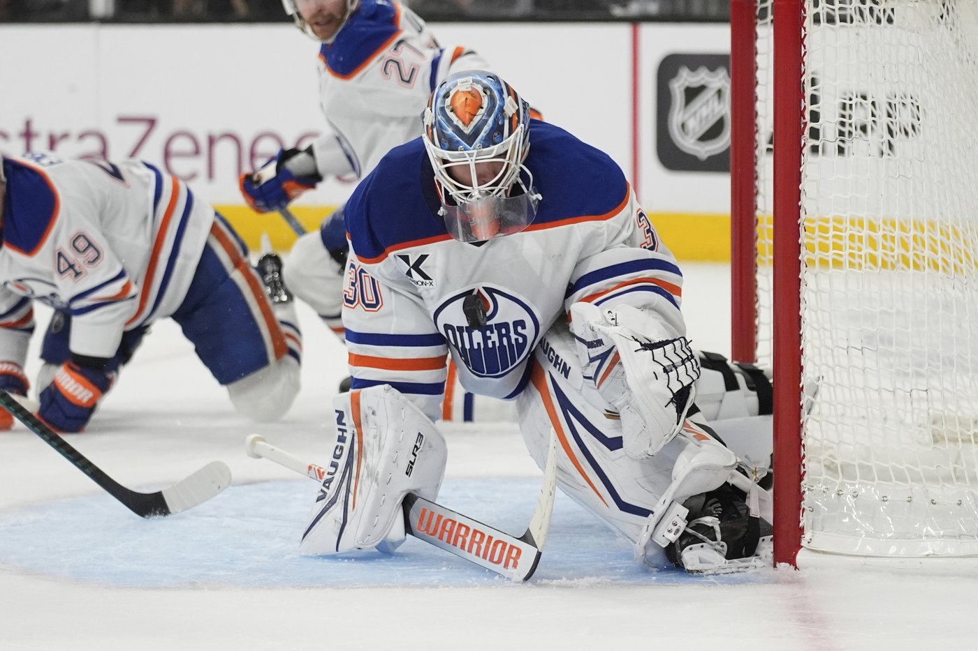 Stuart Skinner replaces injured Calvin Pickard as Oilers' starter for Game 3 vs. Golden Knights | iNFOnews.ca