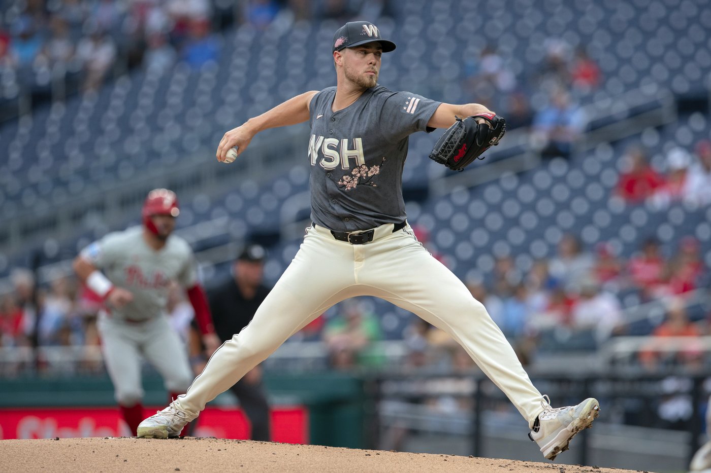 Nola earns 14th victory as NL East champion Phillies beat the Nationals 6-3 in regular-season finale | iNFOnews.ca Nola earns 14th victory as NL East champion Phillies beat the Nationals 6-3 in regular-season finale | iNFOnews.ca