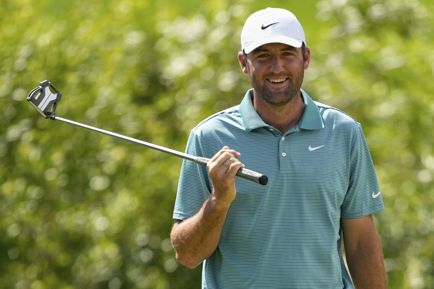 Scheffler storms into 3-shot lead at PGA Championship with another major in sight | iNFOnews.ca