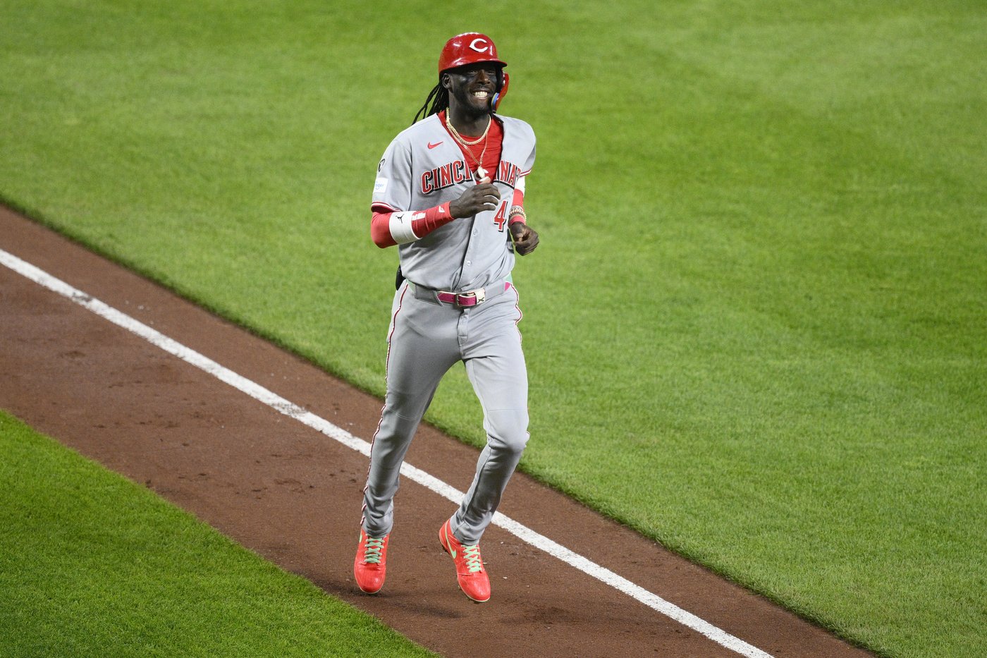 De La Cruz, McClain each hit a 3-run HR as Reds beat Orioles 8-3 | iNFOnews.ca De La Cruz, McClain each hit a 3-run HR as Reds beat Orioles 8-3 | iNFOnews.ca