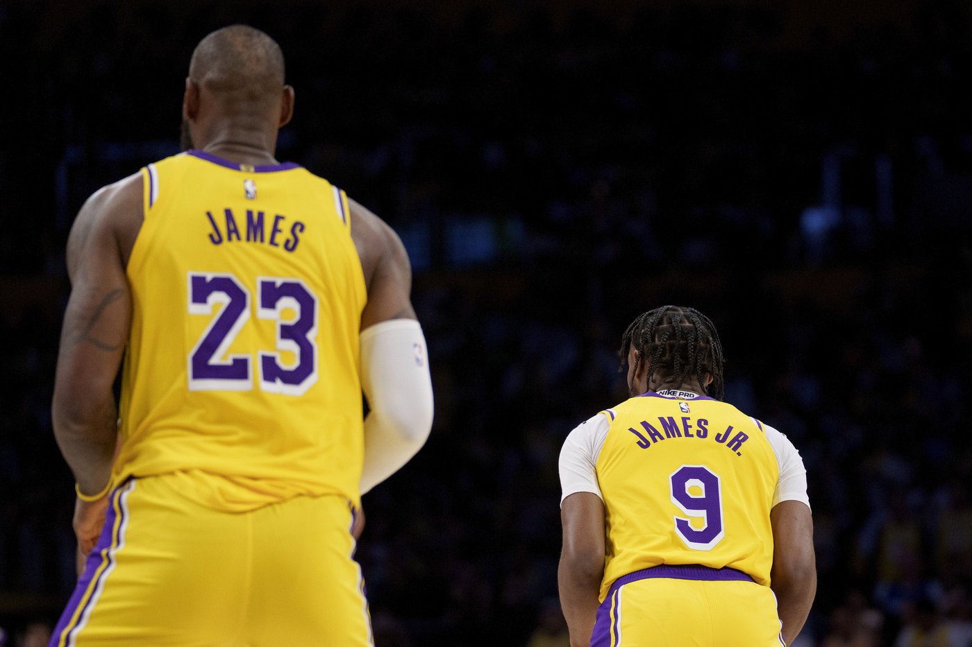 Bronny James expected to begin splitting time between Lakers, G League team after trip | iNFOnews.ca