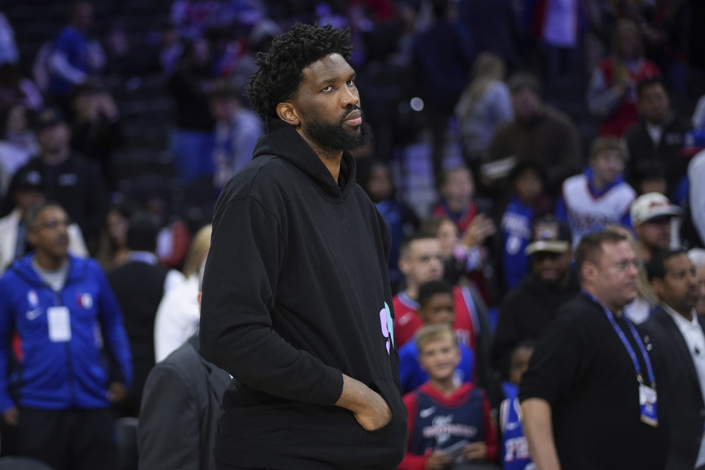 76ers' Joel Embiid is suspended by NBA for three games for shoving newspaper columnist | iNFOnews.ca 76ers' Joel Embiid is suspended by NBA for three games for shoving newspaper columnist | iNFOnews.ca