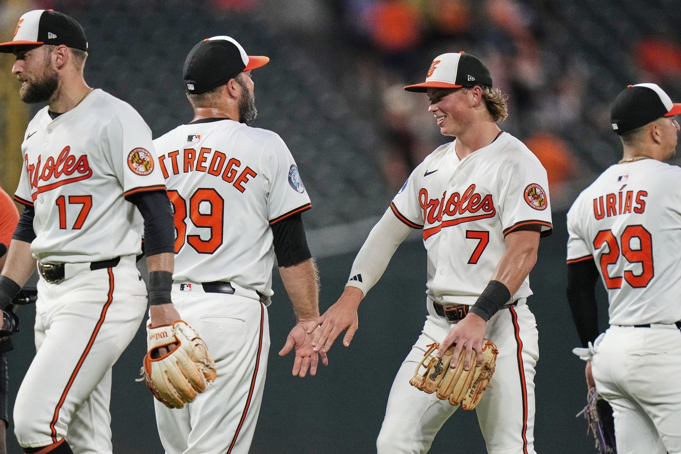 Rogers shuts down Rangers and Holliday hits a three-run homer in Orioles' win | iNFOnews.ca Rogers shuts down Rangers and Holliday hits a three-run homer in Orioles' win | iNFOnews.ca