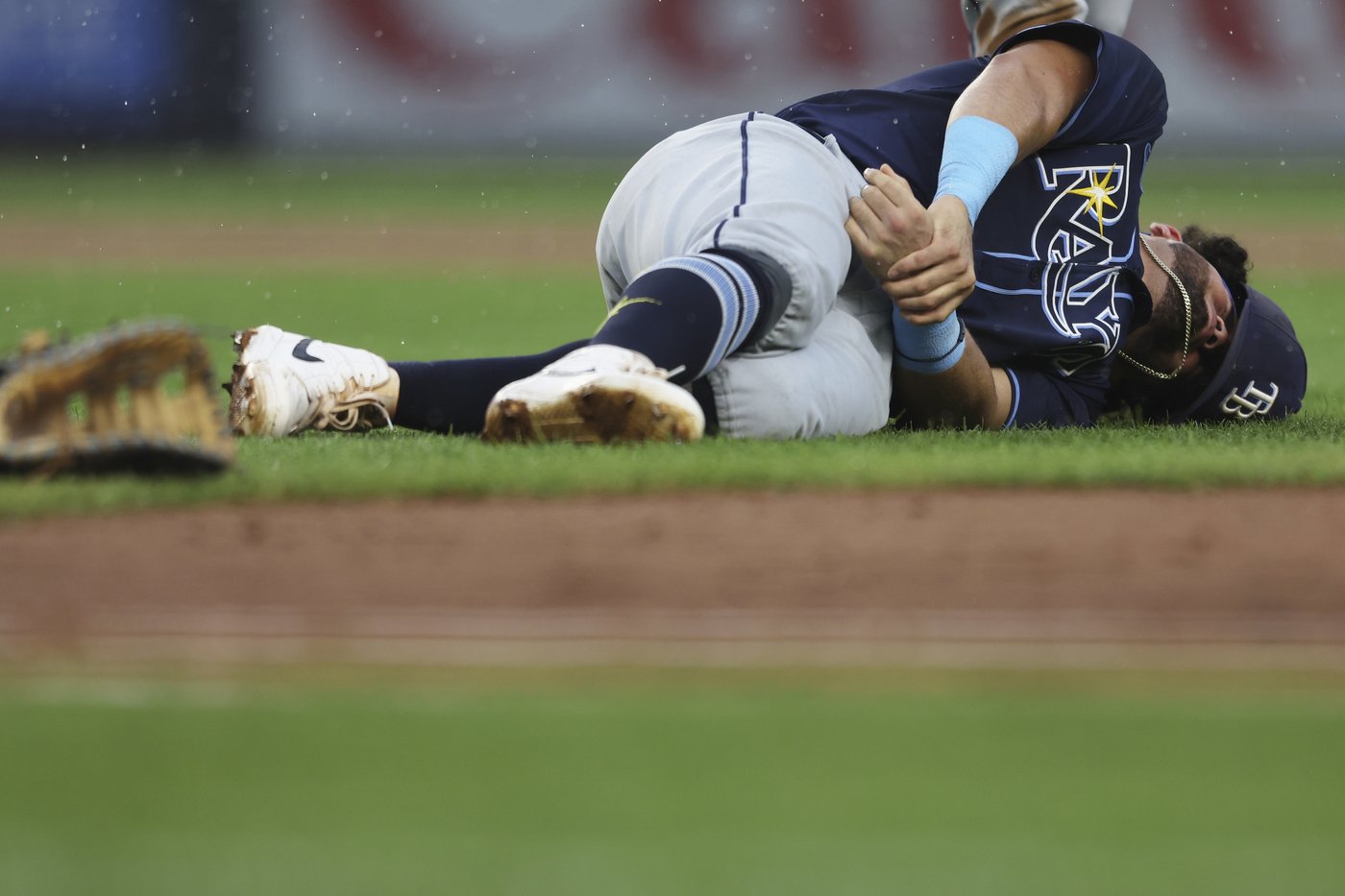 Rays place All-Star first baseman Jonathan Aranda on injured list with a fractured left wrist | iNFOnews.ca