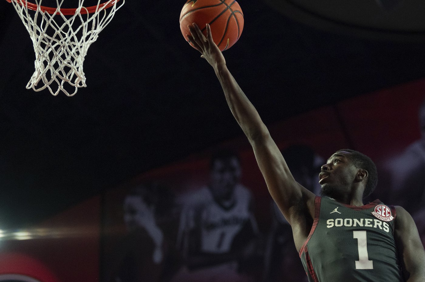 Georgia takes 2nd straight win over Top 25 team by beating slumping No. 17 Oklahoma 72-62 | iNFOnews.ca Georgia takes 2nd straight win over Top 25 team by beating slumping No. 17 Oklahoma 72-62 | iNFOnews.ca