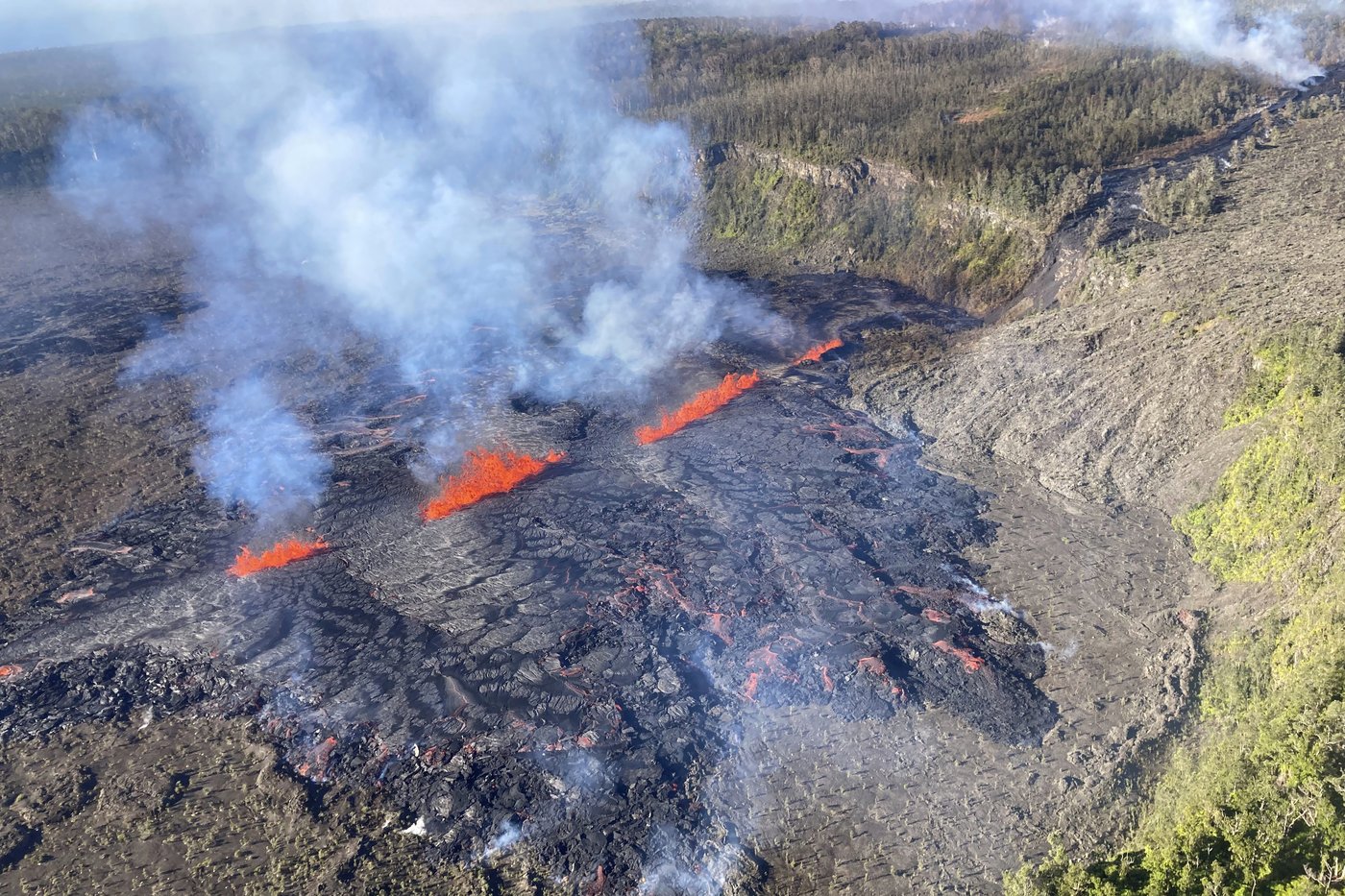 Hawaii's Kilauea volcano is erupting again in a remote part of a national park | iNFOnews.ca Hawaii's Kilauea volcano is erupting again in a remote part of a national park | iNFOnews.ca