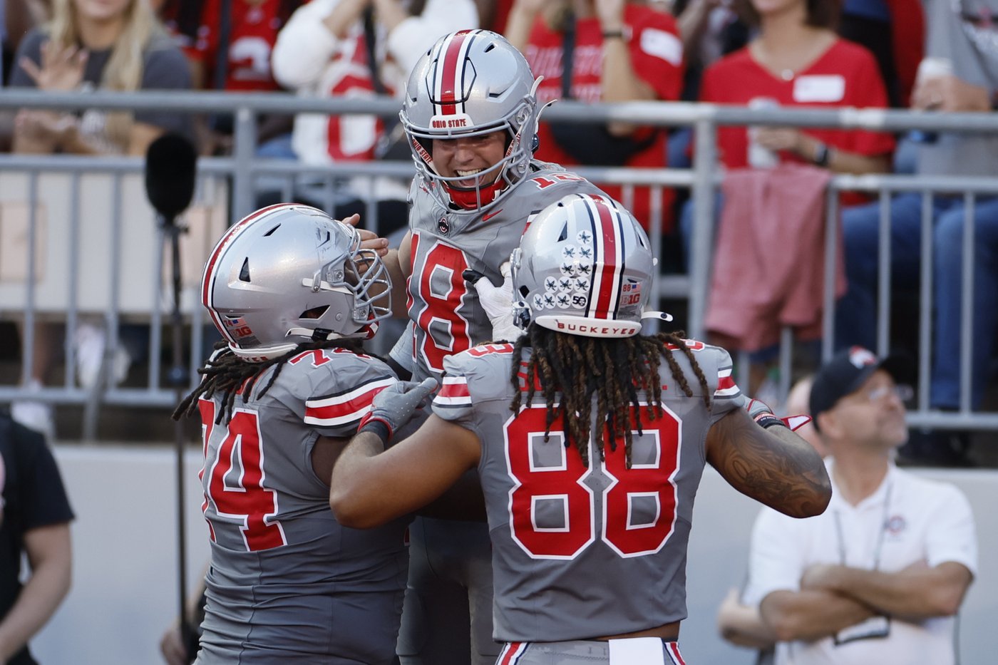 Showdown set for Saturday between No. 2 Ohio State and No. 3 Oregon | iNFOnews.ca