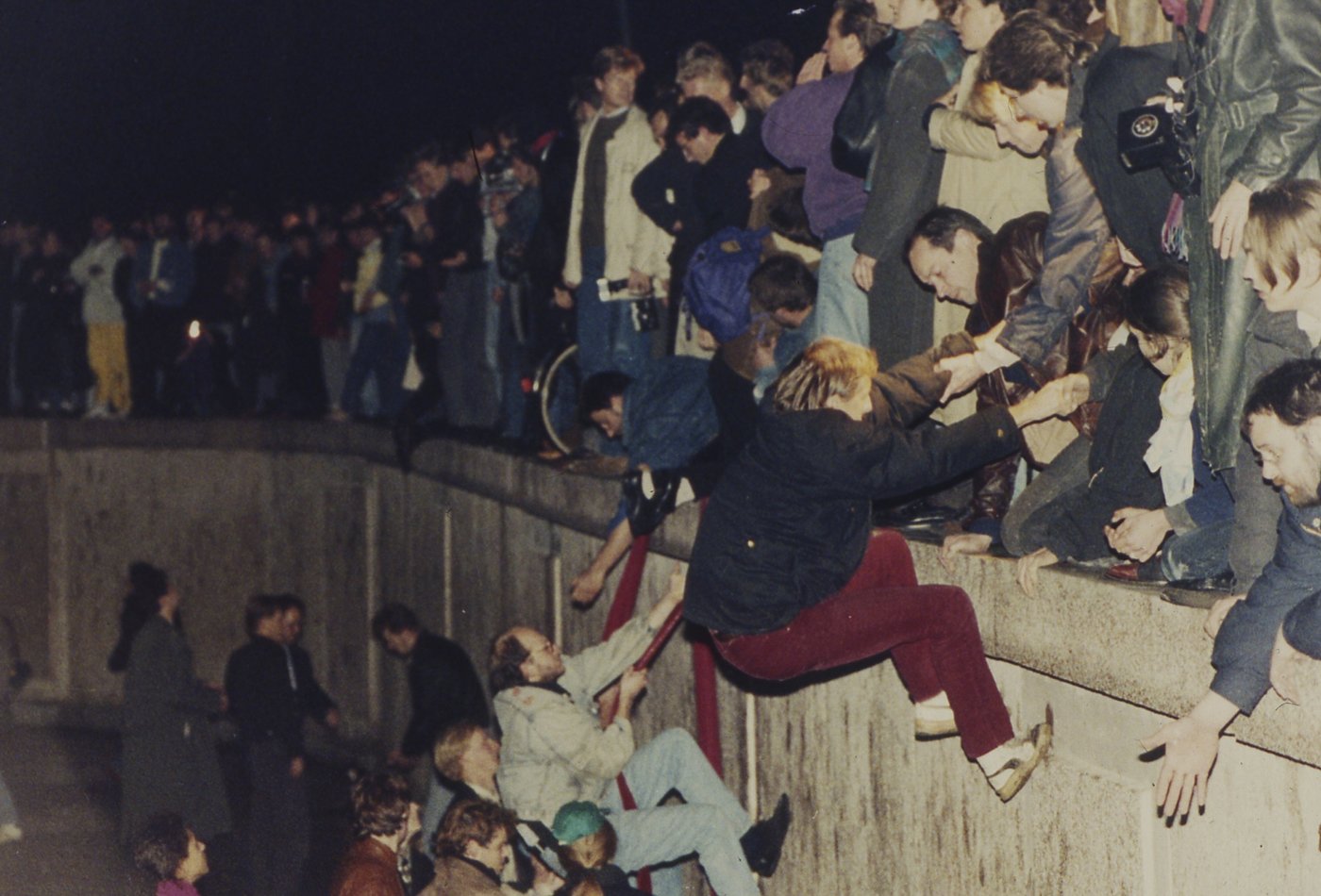 PHOTO COLLECTION: Germany Berlin Wall Anniversary | iNFOnews.ca PHOTO COLLECTION: Germany Berlin Wall Anniversary | iNFOnews.ca
