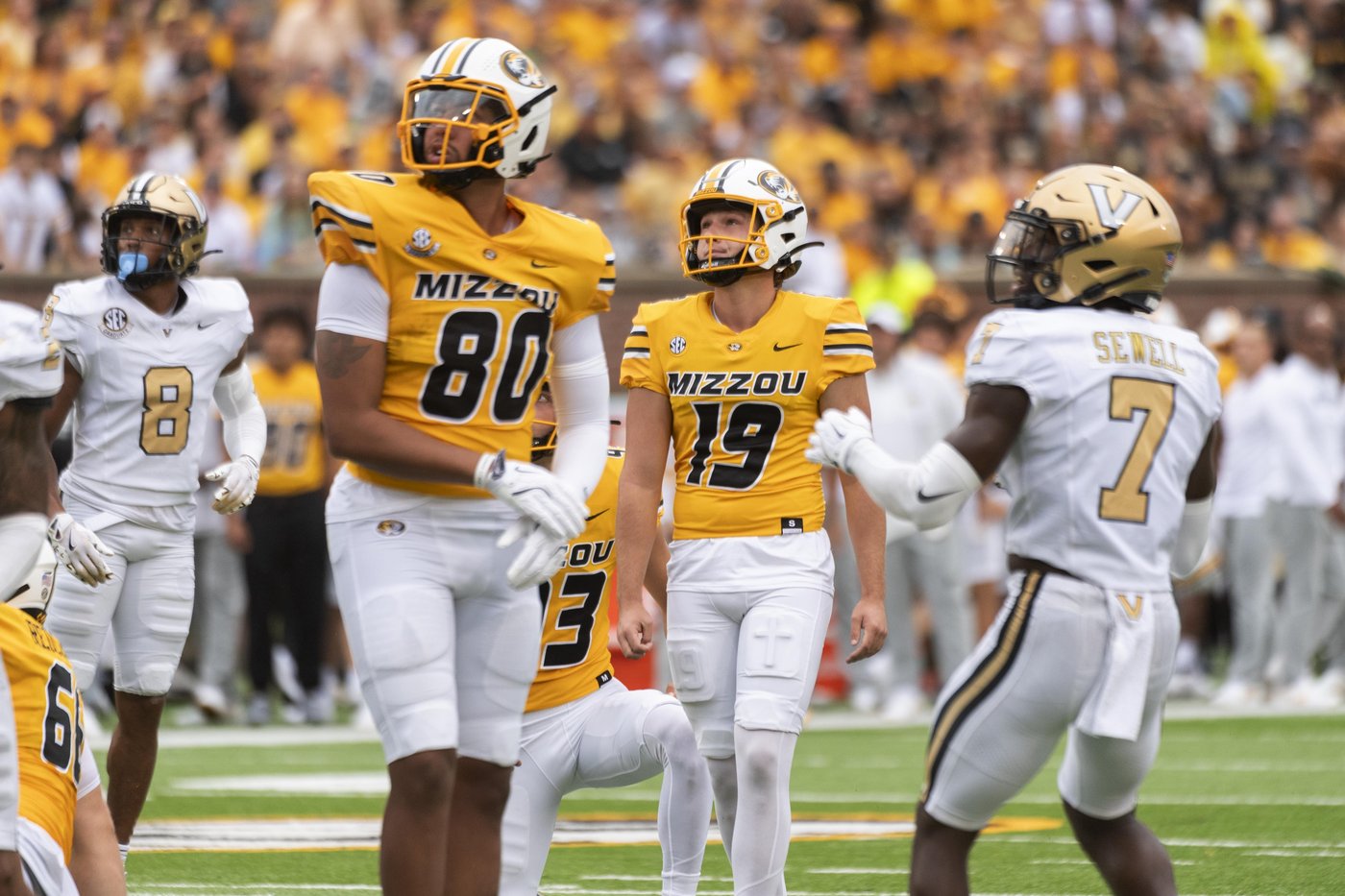 No. 7 Mizzou overcomes mistakes once again, escapes with a 30-27 double-OT win over Vandy | iNFOnews.ca No. 7 Mizzou overcomes mistakes once again, escapes with a 30-27 double-OT win over Vandy | iNFOnews.ca