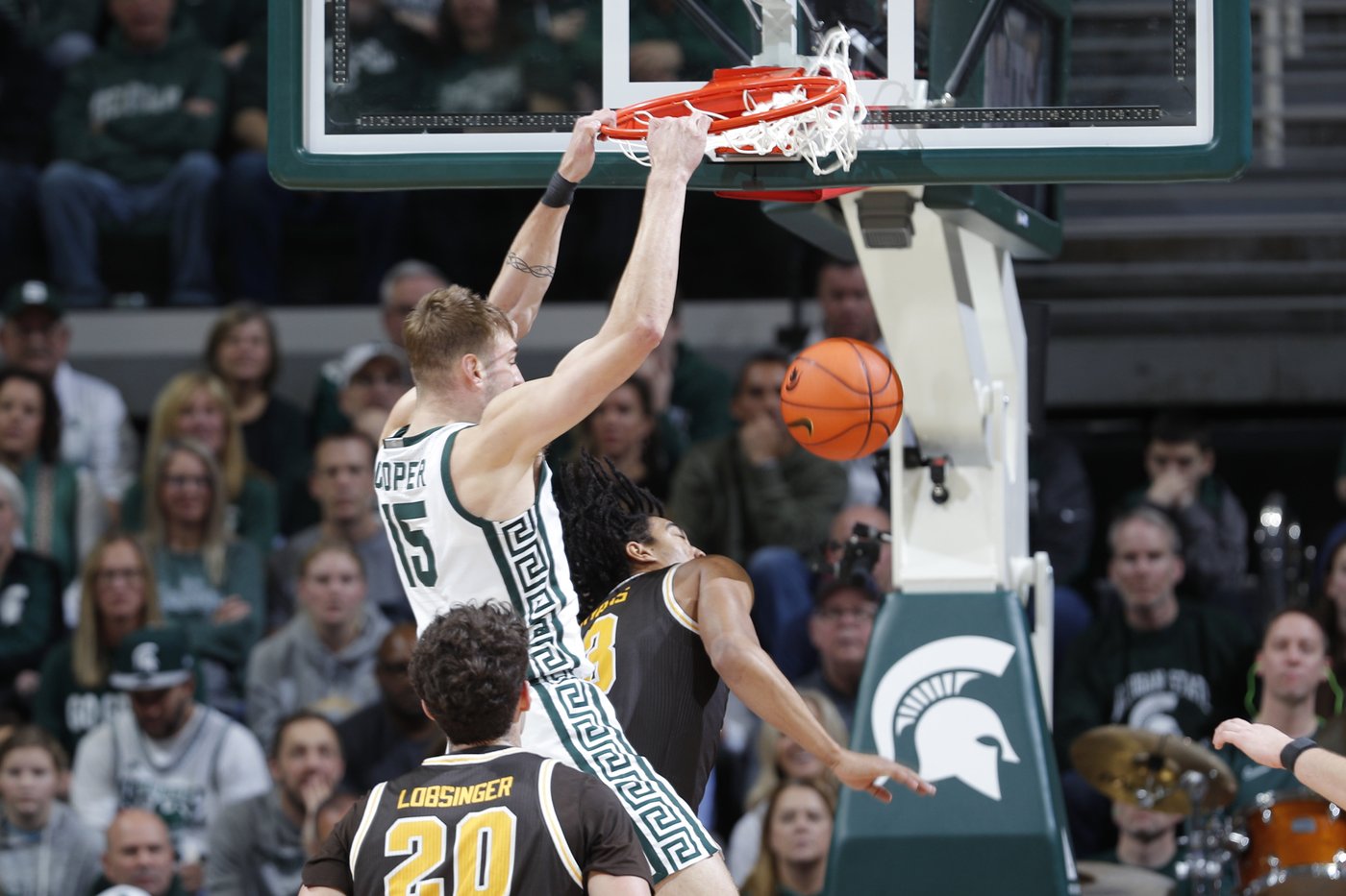 Akins scores 18 points, Cooper has career-high 13 as No. 18 Michigan St beats Western Michigan 80-62 | iNFOnews.ca
