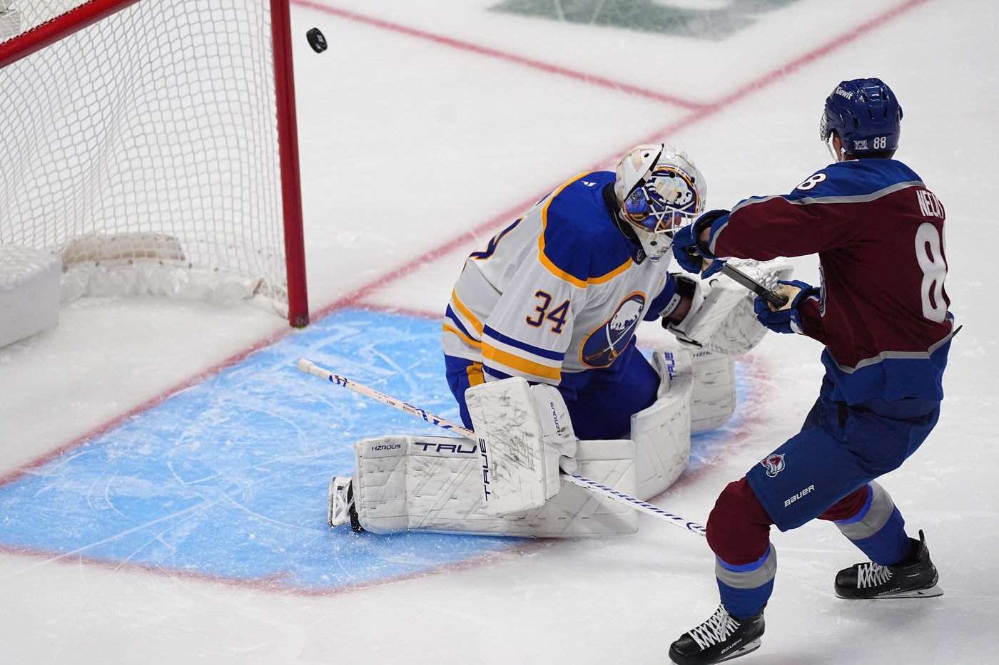 Necas has 2 goals, 2 assists as Avalanche beat Sabres 6-3 for 5th straight win | iNFOnews.ca Necas has 2 goals, 2 assists as Avalanche beat Sabres 6-3 for 5th straight win | iNFOnews.ca