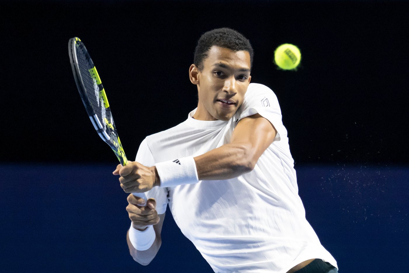 Auger-Aliassime beats Diallo in all-Canadian match at Swiss Indoors | iNFOnews.ca