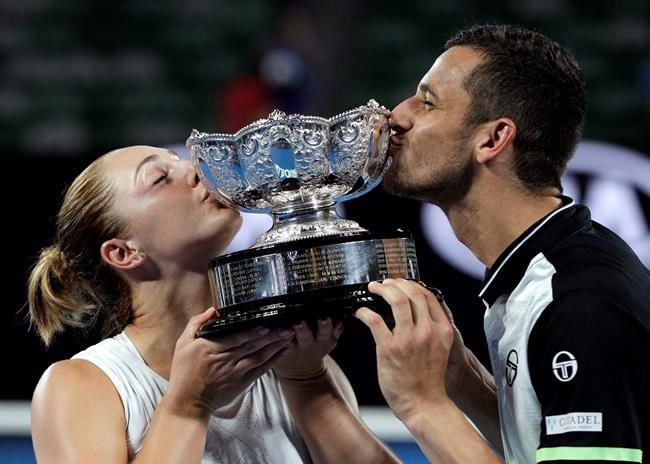 Ottawa's Gabriela Dabrowski wins mixed doubles at Australian Open | iNFOnews.ca CP1948042590