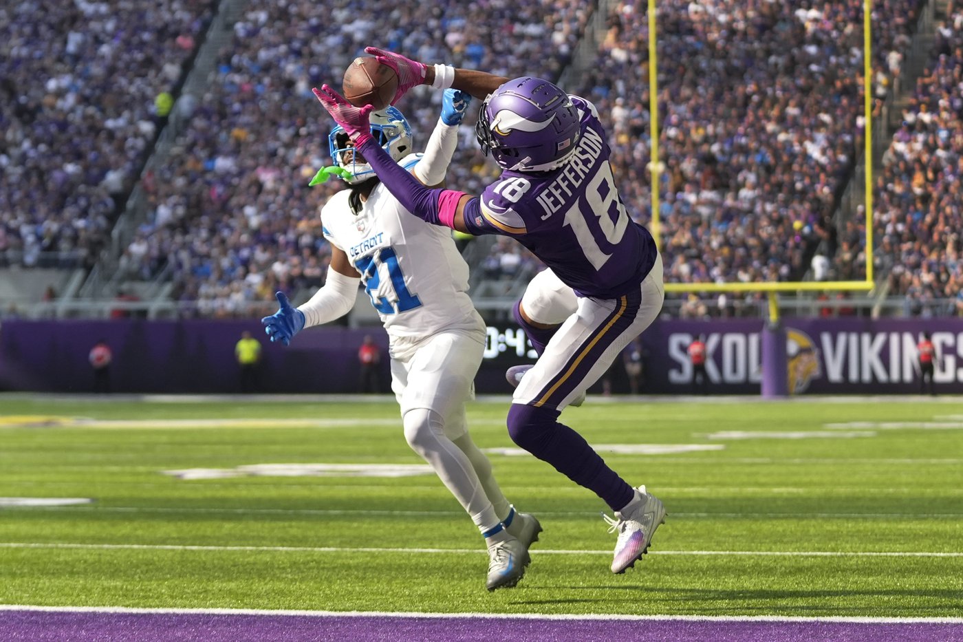 Jefferson sees longer gains for Vikings ahead, 'sick of having these 80, 90-yard games' | iNFOnews.ca
