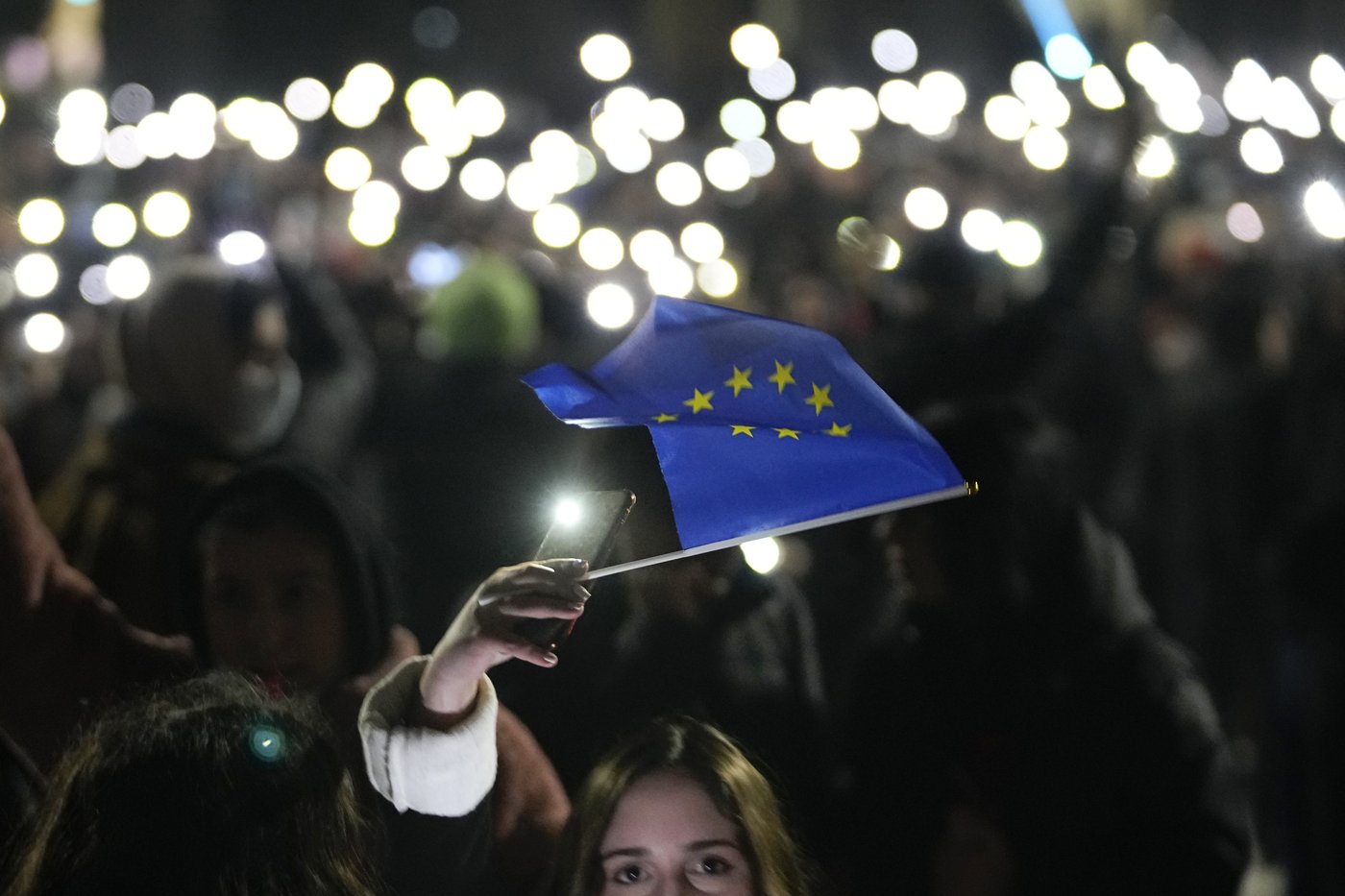 Opposition party leader arrested as Georgia authorities try to curb protests over ending EU talks | iNFOnews.ca