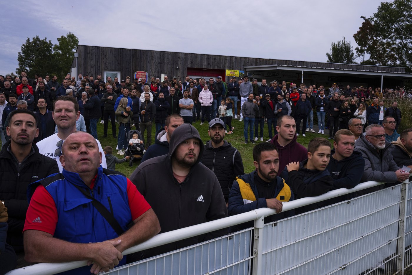 How one of France's top soccer clubs ended up fighting for its very survival in the lower leagues | iNFOnews.ca
