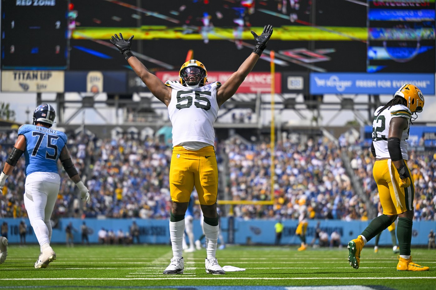 Packers' defense takes another step forward with eight-sack effort against Titans | iNFOnews.ca