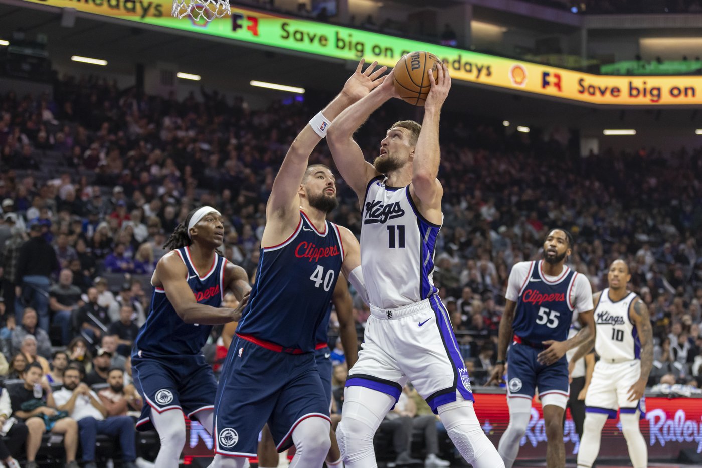 Norman Powell has 31 points and 12 rebounds as the Clippers hold off the Kings 107-98 | iNFOnews.ca