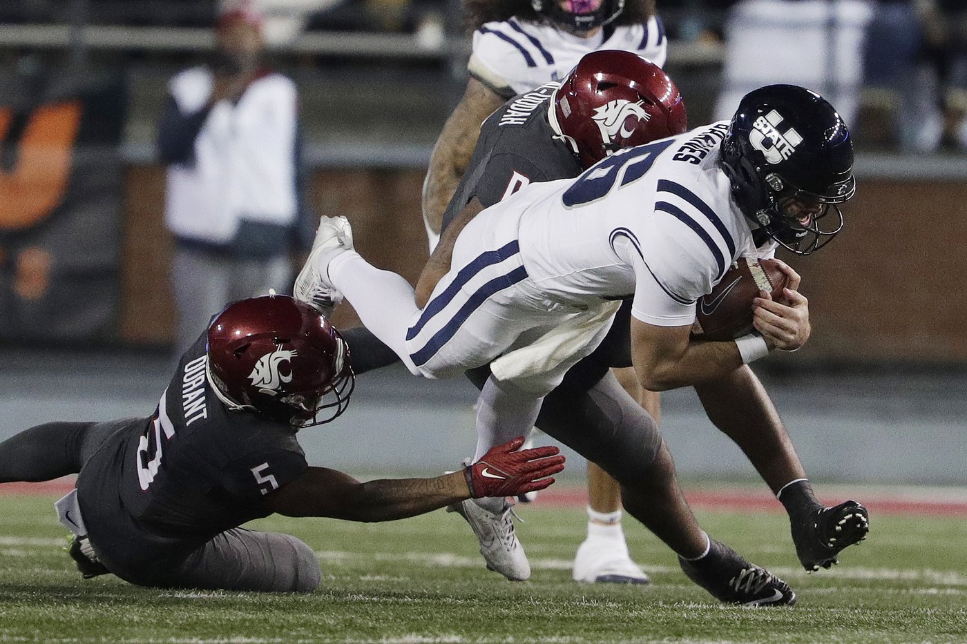 Mateer and Parker lead No. 20 Washington State to 49-28 win over Utah State | iNFOnews.ca Mateer and Parker lead No. 20 Washington State to 49-28 win over Utah State | iNFOnews.ca