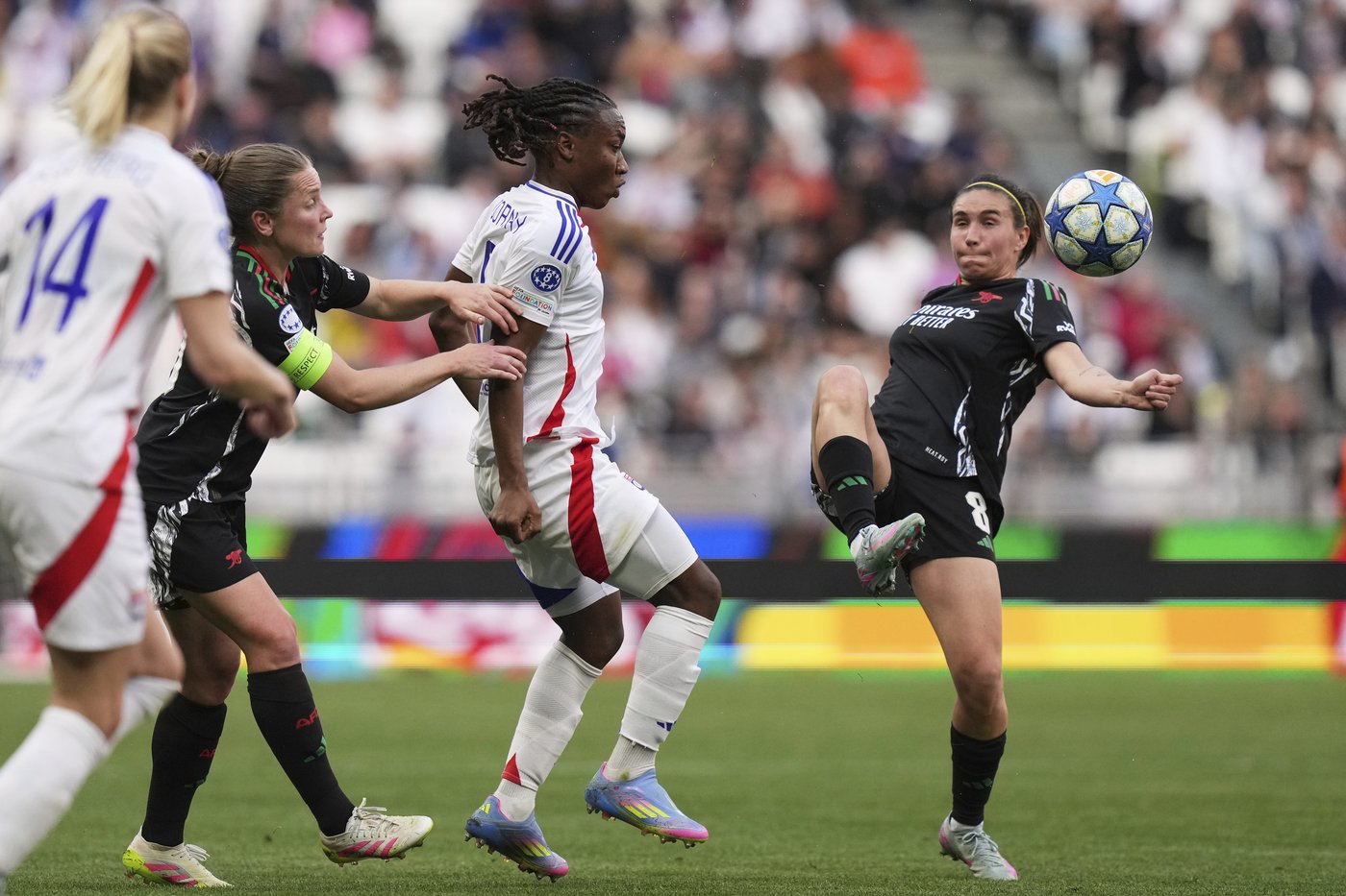 Melchie Dumornay signs new 3-year deal with the Lyon women's team until 2029 | iNFOnews.ca