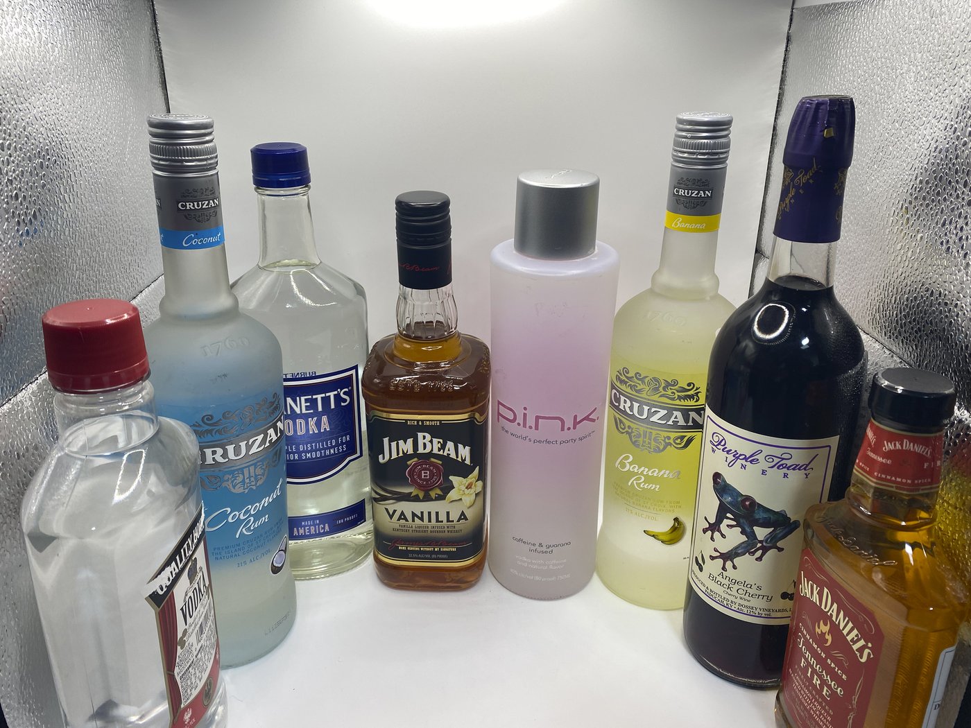 Online auction of confiscated booze features hard-to-find bottles of Kentucky bourbons | iNFOnews.ca