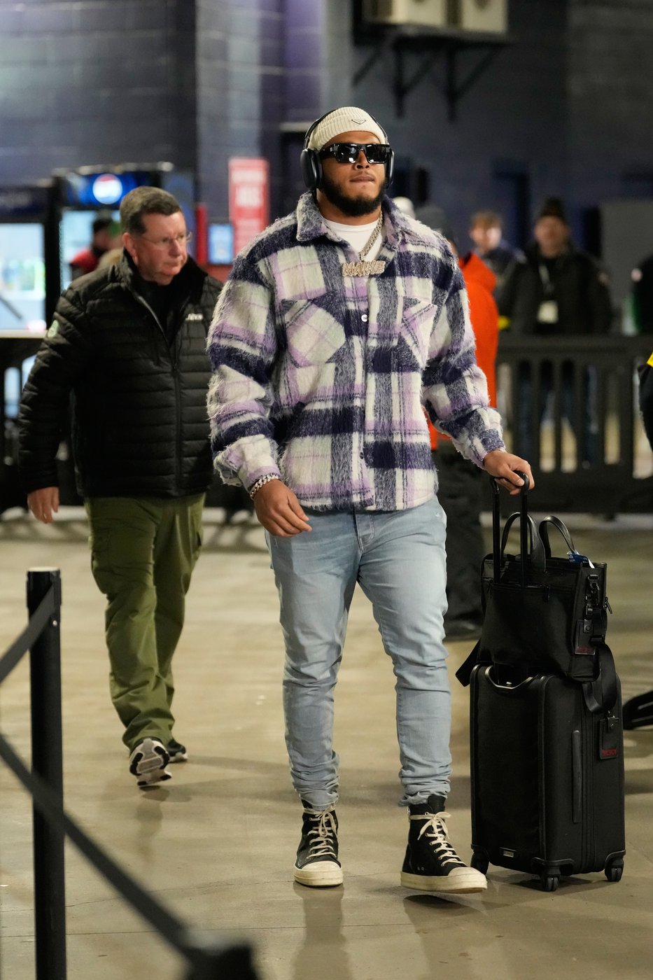 Jets' Jermaine Johnson's sweet strategy to sack Ravens' Lamar Jackson: No sugary drinks | iNFOnews.ca Jets' Jermaine Johnson's sweet strategy to sack Ravens' Lamar Jackson: No sugary drinks | iNFOnews.ca