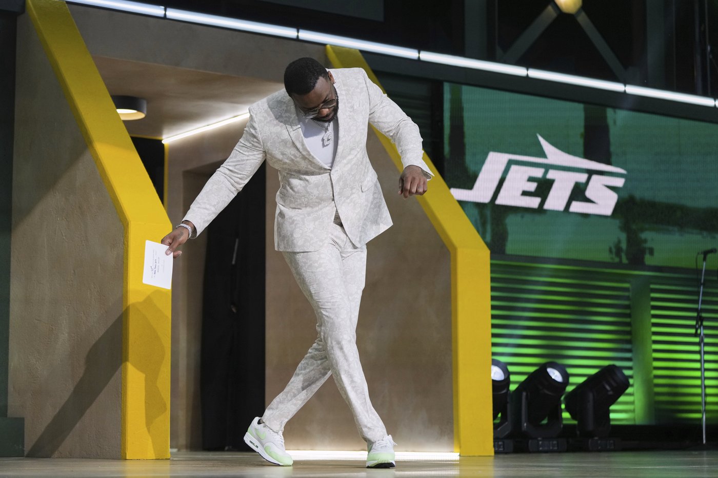 PHOTO COLLECTION: NFL Draft | iNFOnews.ca PHOTO COLLECTION: NFL Draft | iNFOnews.ca