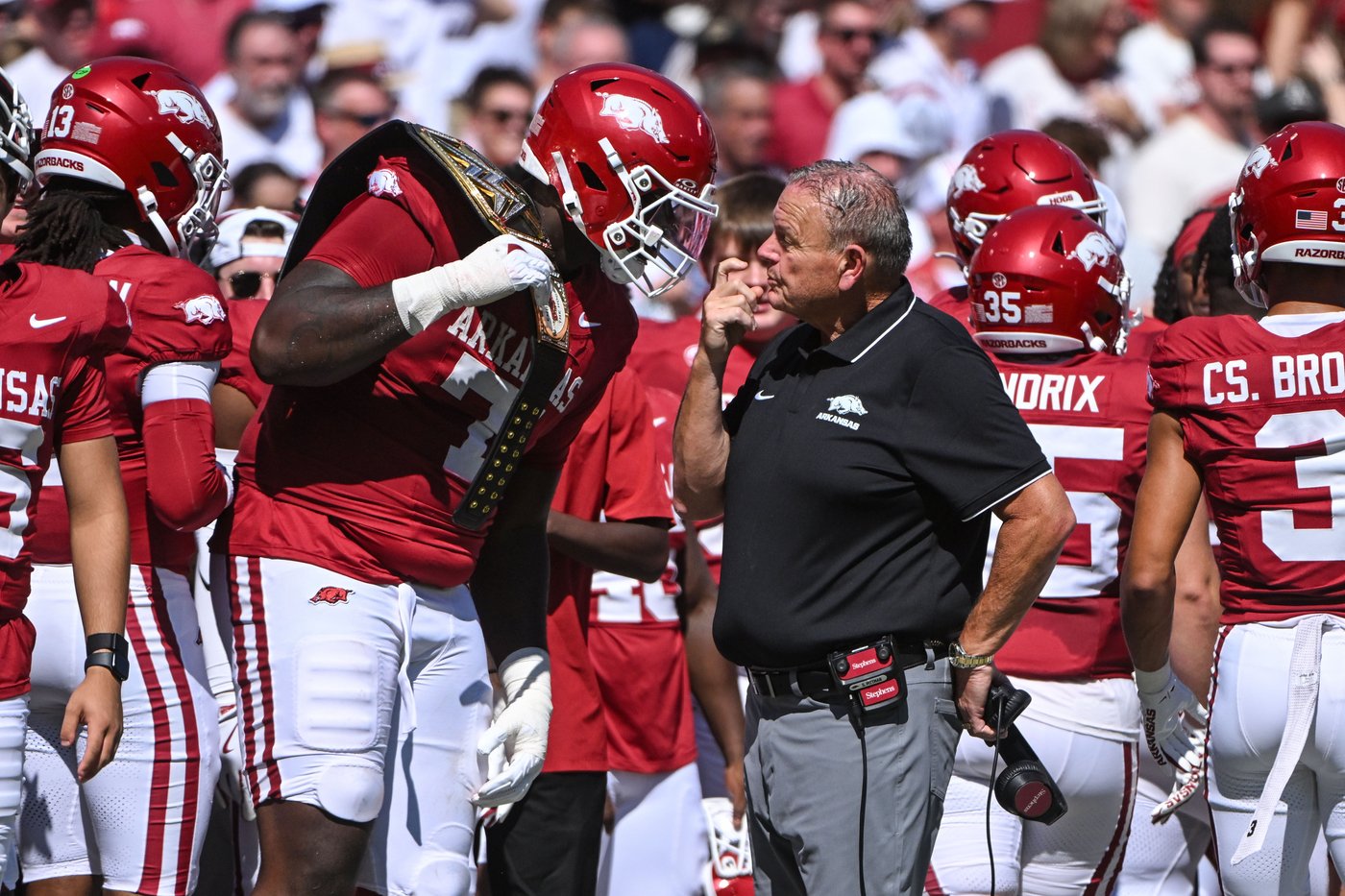 Arkansas turns to Bobby Petrino as interim, clears out defensive staff after Pittman firing | iNFOnews.ca Arkansas turns to Bobby Petrino as interim, clears out defensive staff after Pittman firing | iNFOnews.ca
