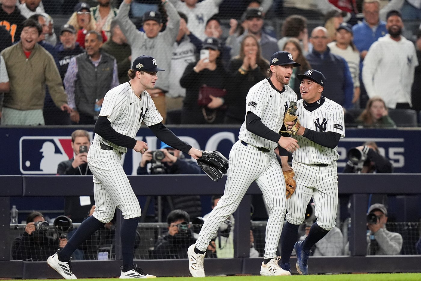 Ryan McMahon flips head over heels into Red Sox dugout to make highlight-reel catch for Yankees | iNFOnews.ca Ryan McMahon flips head over heels into Red Sox dugout to make highlight-reel catch for Yankees | iNFOnews.ca