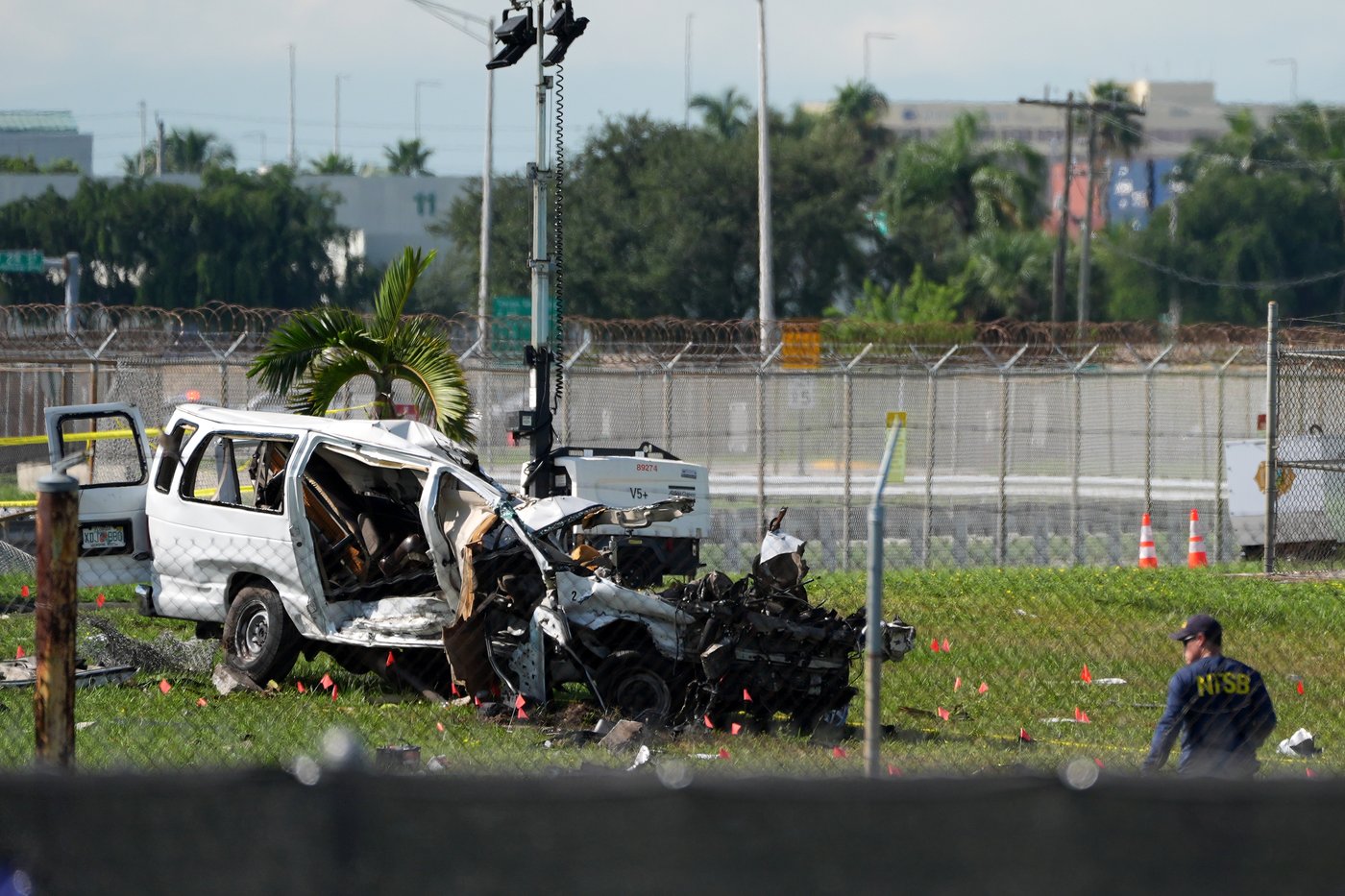Cargo jet tried to abort unsteady landing before Miami crash that killed 5, flight data indicates | iNwheels Cargo jet tried to abort unsteady landing before Miami crash that killed 5, flight data indicates | iNwheels