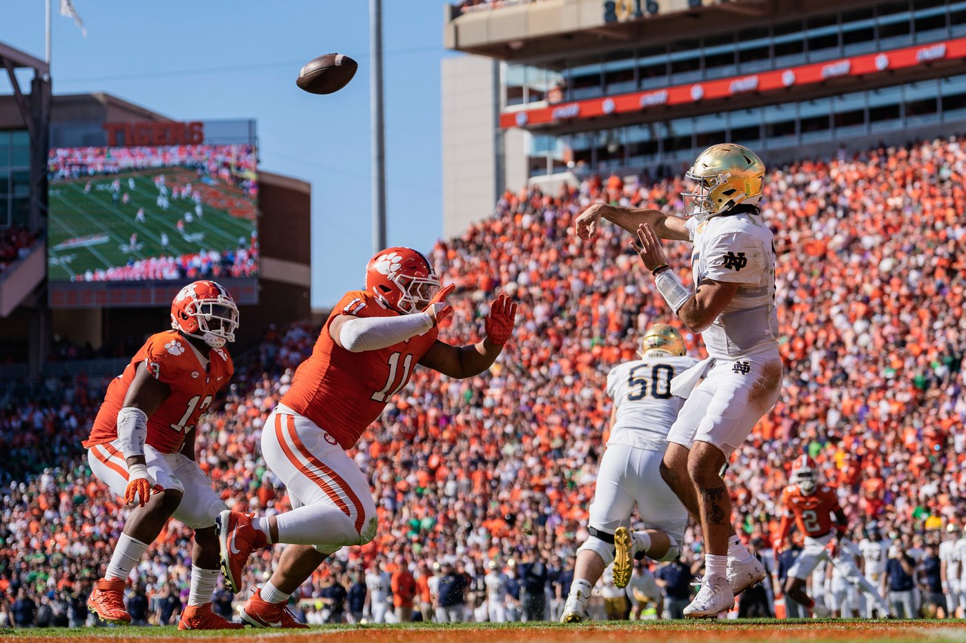 College football powers Notre Dame, Clemson agree to 12-year scheduling agreement from 2027 to 2038 | iNFOnews.ca