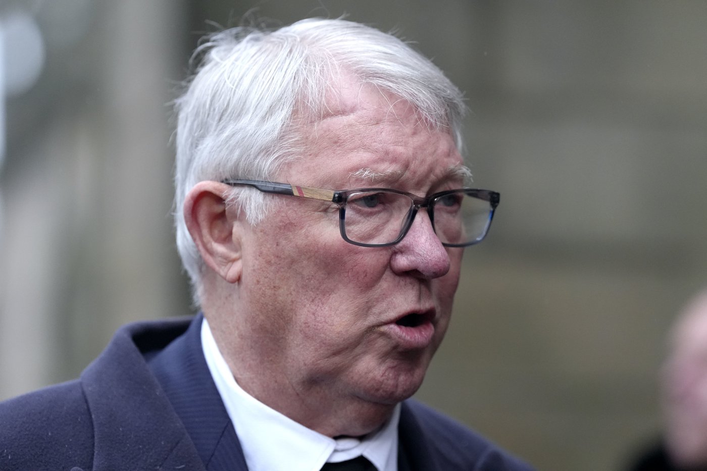 Denis Law funeral: Man United fans gather at Old Trafford to pay tribute to club great | iNFOnews.ca Denis Law funeral: Man United fans gather at Old Trafford to pay tribute to club great | iNFOnews.ca