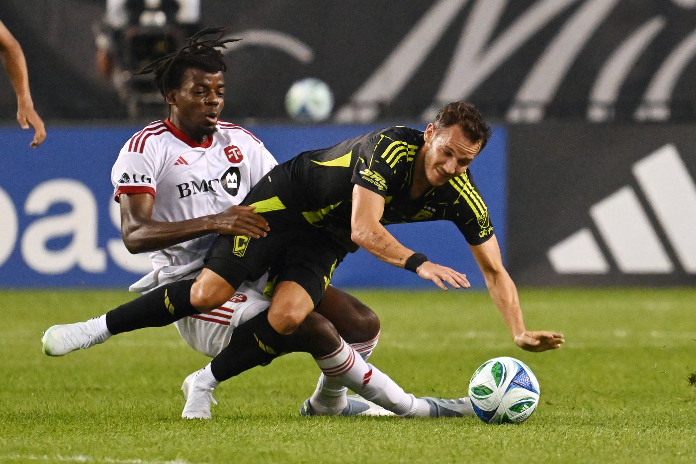 Vilsaint scores in Toronto FC debut to tie visiting Crew 1-1 | iNFOnews.ca