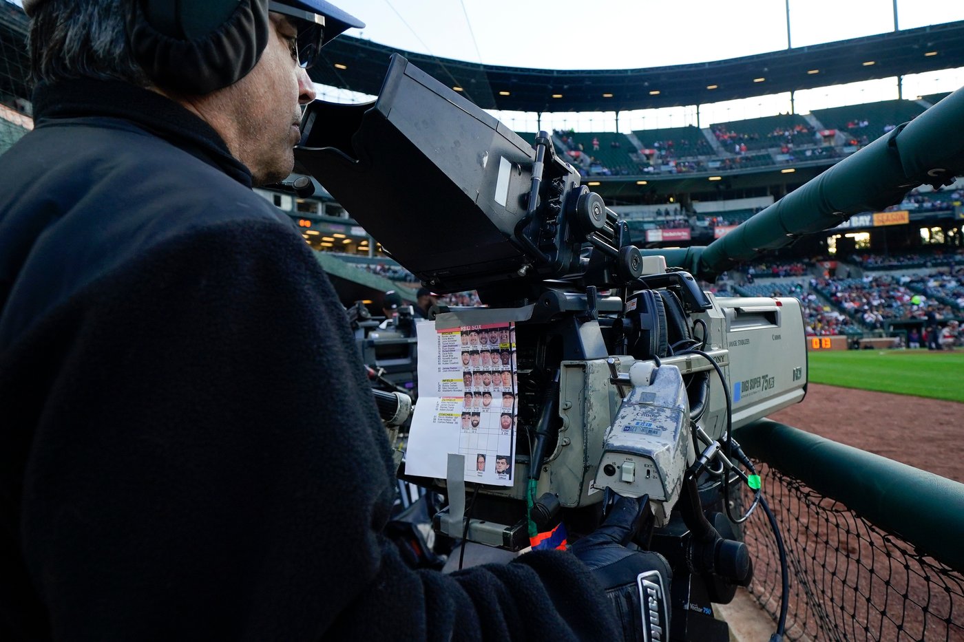 MLB's new media deals with ESPN, NBC and Netflix total $800M annually | iNFOnews.ca