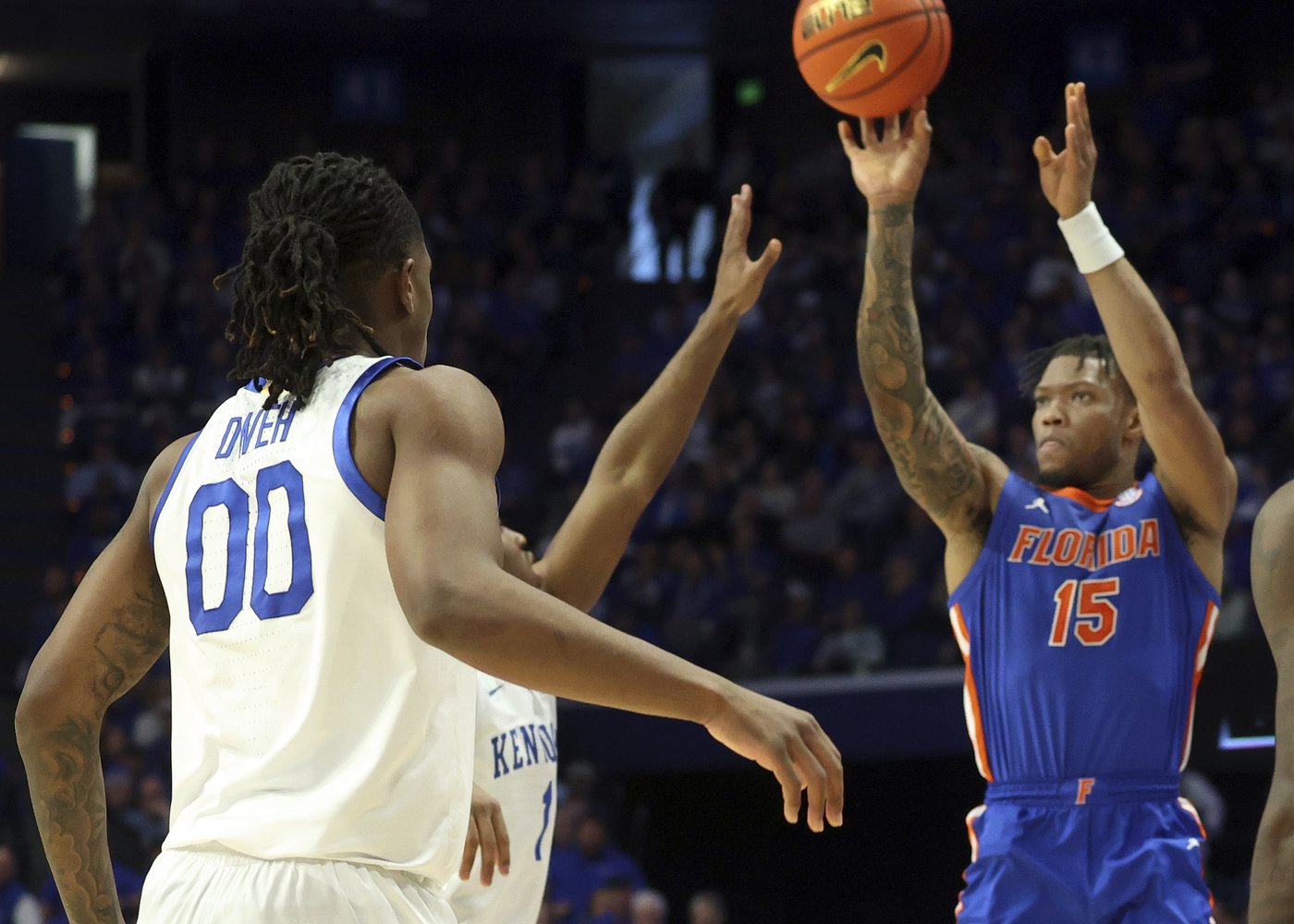 Koby Brea hits seven 3-pointers as No. 10 Kentucky hands No. 6 Florida its first loss, 106-100 | iNFOnews.ca