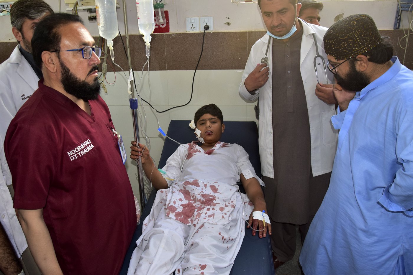 Bomb targeting police assigned for polio drive kills 9 people, including 5 children, in SW Pakistan | iNFOnews.ca Bomb targeting police assigned for polio drive kills 9 people, including 5 children, in SW Pakistan | iNFOnews.ca