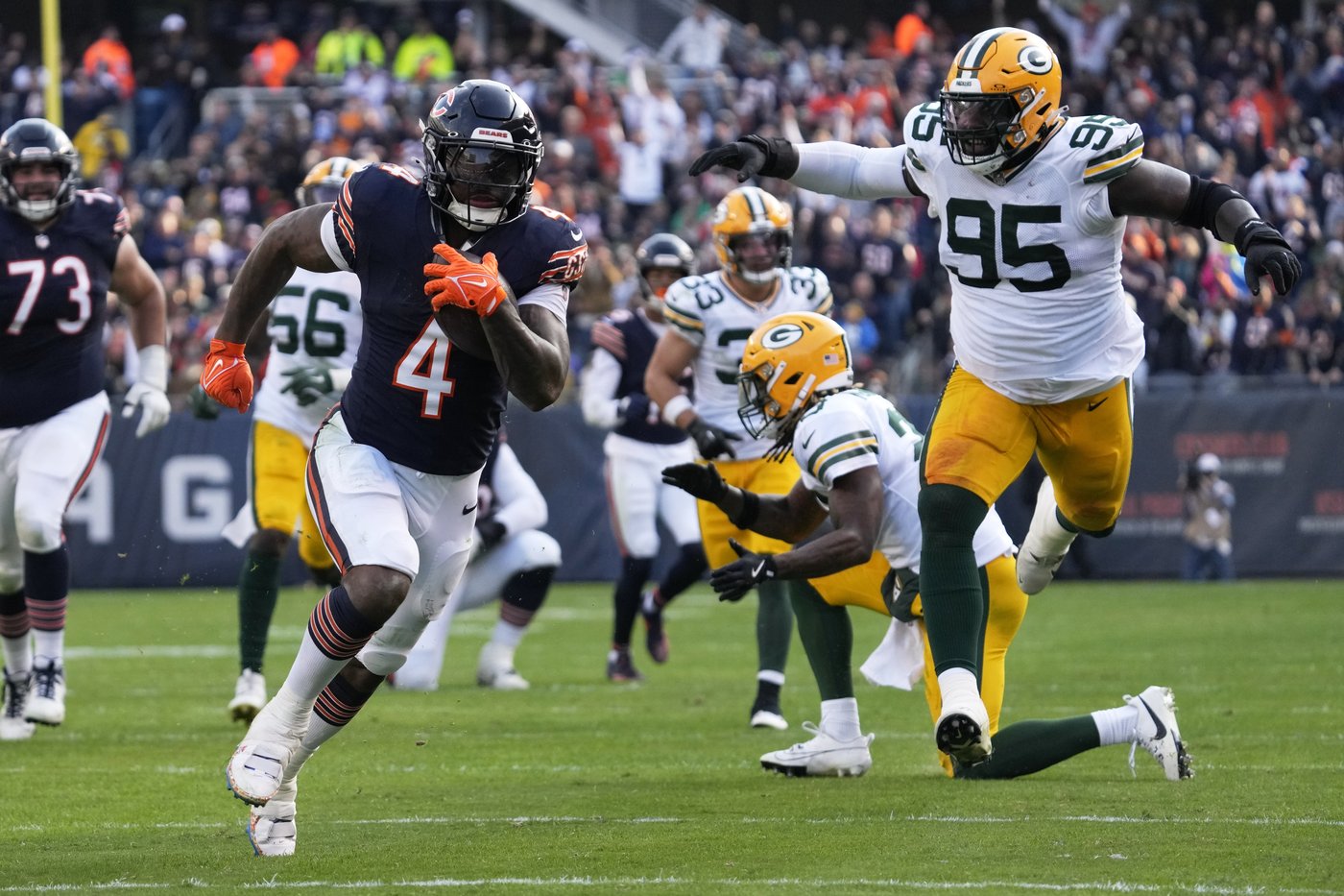 Bears' offense looks better with Thomas Brown calling the plays during another tough loss | iNFOnews.ca