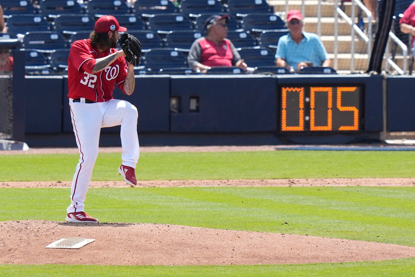 Average time of 9-inning game up 2 minutes to 2:38 in 3rd year of pitch clock | iNFOnews.ca Average time of 9-inning game up 2 minutes to 2:38 in 3rd year of pitch clock | iNFOnews.ca