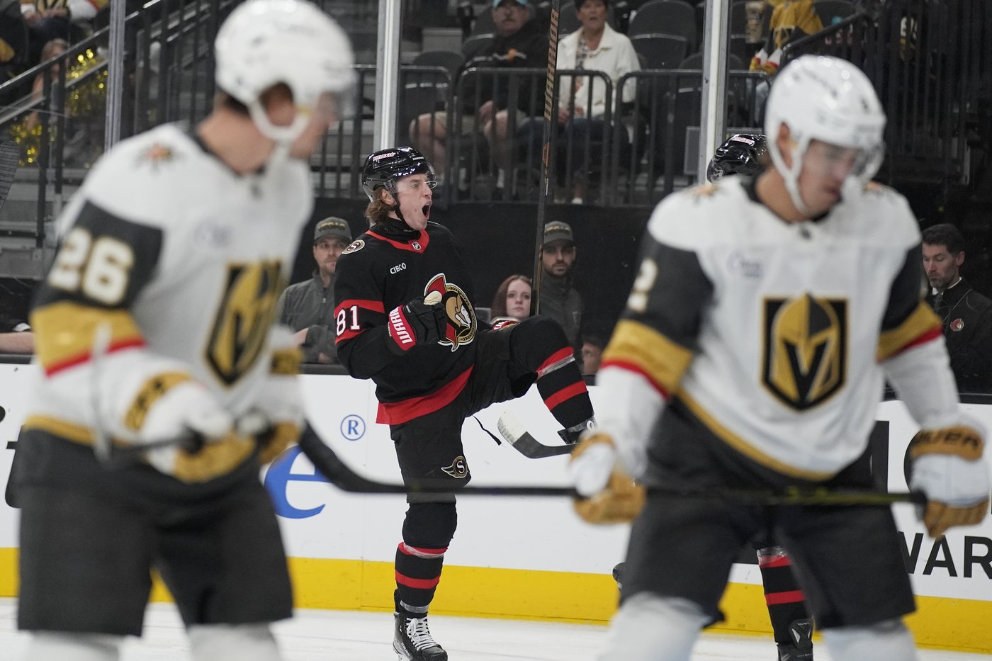 Hertl and Kolesar score late, lift Golden Knights to 6-4 win over Senators | iNFOnews.ca Hertl and Kolesar score late, lift Golden Knights to 6-4 win over Senators | iNFOnews.ca