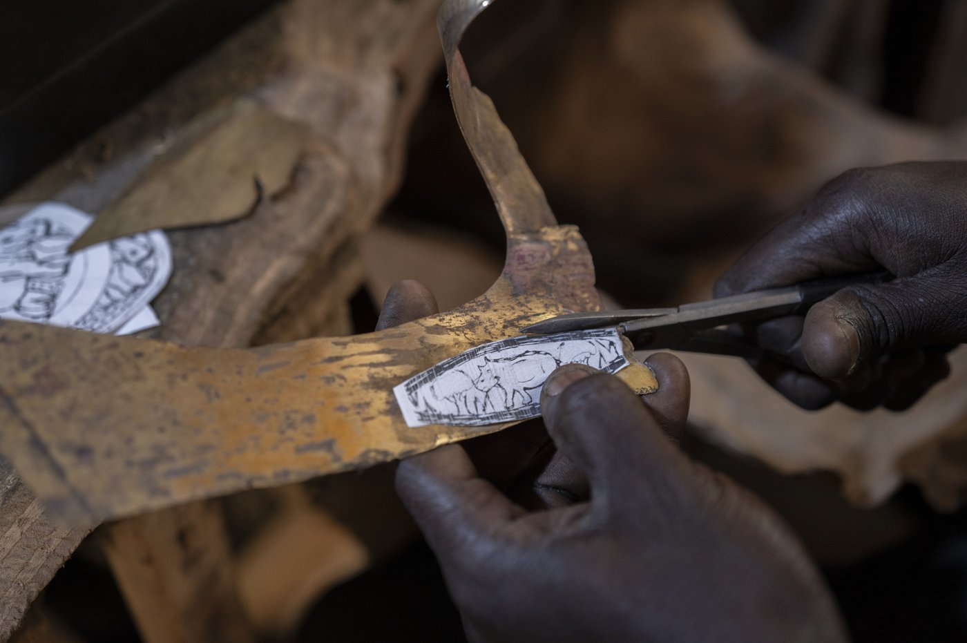 Senegalese artisans in the spotlight as they exhibit for the first time at a prestigious art event | iNFOnews.ca