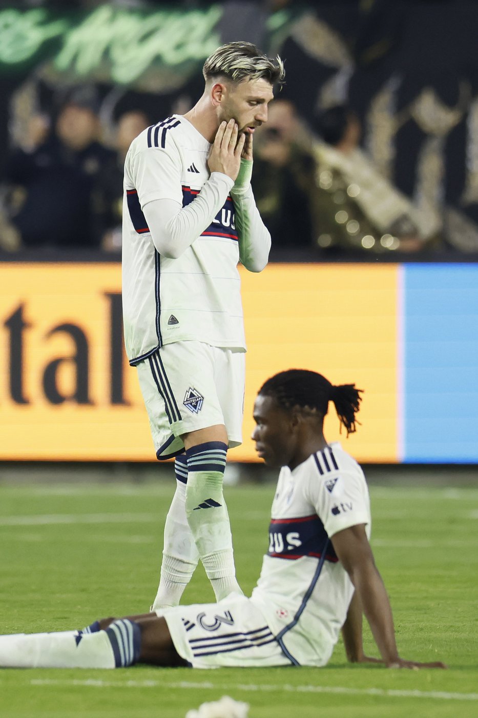 Mateusz Bogusz, Hugo Lloris lead LAFC over Whitecaps 1-0 in rubber match of first-round MLS series | iNFOnews.ca