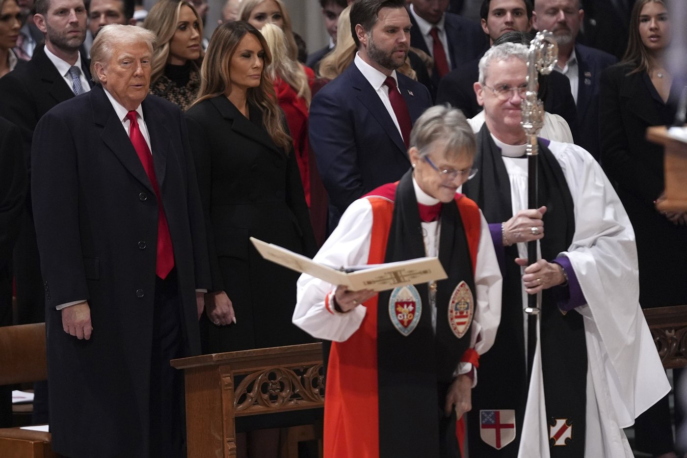 Episcopal bishop says she'll continue to pray for Trump, who lashed out at her over viral sermon | iNFOnews.ca